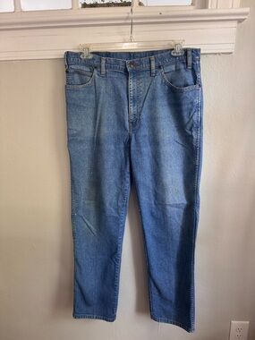 Classic Straight-Leg Blue Denim Jeans for Men